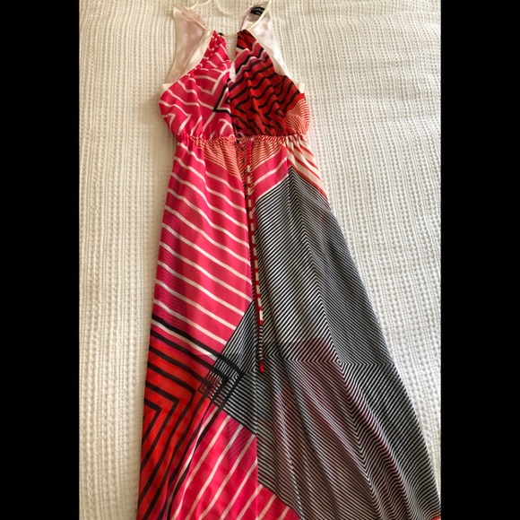 Bebe Stunner! Dare to show off your shoulders! - Picture 1 of 4